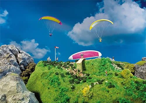 Faller 180602 - Paragliders and take-off platform