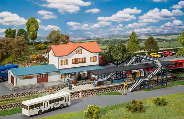 Faller 190066 - Promotional Set Duningen Station