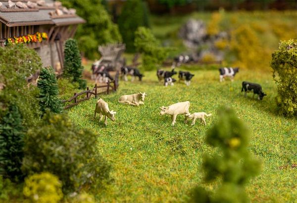 Faller 272800 - Cows Figurine set with mini sound effect