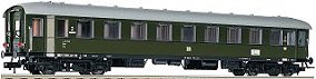 Fleischmann 5748 - DR 2nd Class Coach W/Tail Light GRN