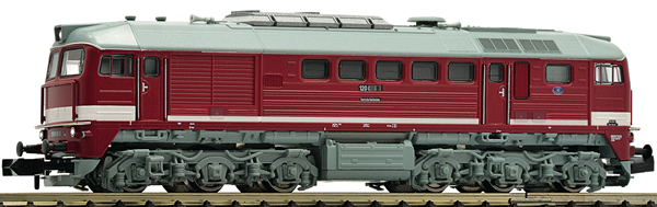 Fleischmann 725212 - German Diesel locomotive class 120 of the DR                  