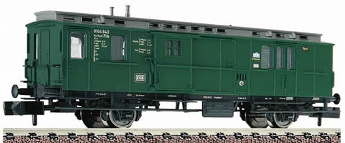 Fleischmann 8070 - 2-axled Post-.Baggage coach, type Pw Posti (Pw Posti pr 11) of the DB