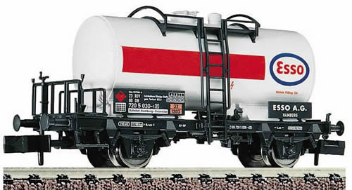 Fleischmann 8410 - Tank wagon, Esso with brake platform
 