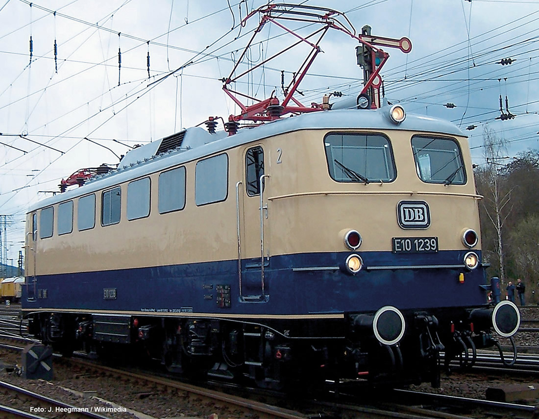 純正買蔵Fleischmann 733808 - Electric locomotive series BR 110.3 DB AG ドイツ国鉄 フライシュマン 外国車輌