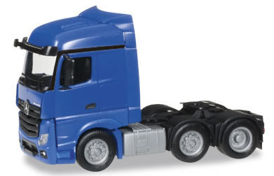 Herpa 305174 - Mercedes Actros Streamspace 6X2 Tractor