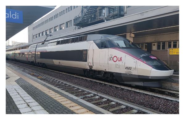 Jouef HJ3006 - French 3pc TGV additional Coach set 1 Réseau tri-current, InOui Milano-Torino-Lione-Parigi