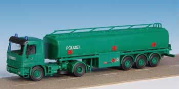 Kibri 18801 - H0 Police MB ACTROS tanker **discontinued**