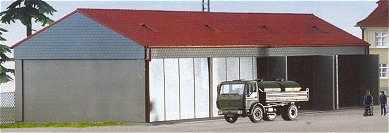 Kibri 18906 - H0 Military vehicle hall
