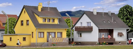 Kibri 37041 - N Family house Amselweg, 2 pieces