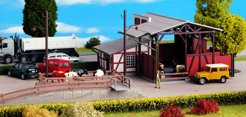 Kibri 39096 - H0 Stable with cattle-loading