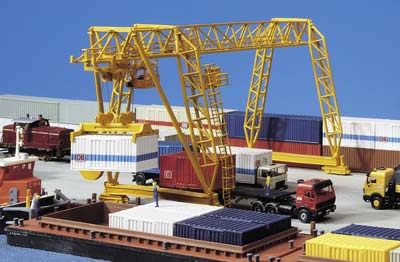 Kibri 8530 - Container crane