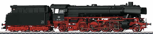 Marklin 37926 - Digital DB cl 042 Steam Locomotive with Tender (L)