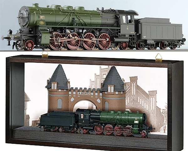 Marklin 37938 - Dgtl DRG P10 Borsig Edition 1 Passenger Steam Loco with Display Case