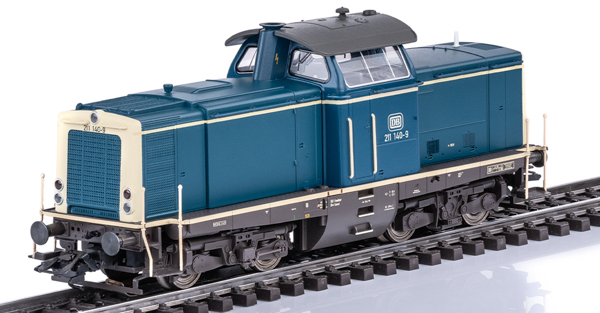 Marklin 38100 - German Diesel Locomotive Class 211 of the DB (Sound)