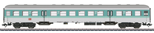 Marklin 43804 - German 2nd class Mintling Commuter Car of the DB