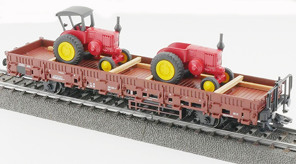 Marklin 46973 - Two Axle Flat Car with Roncalli) Circus Tractors