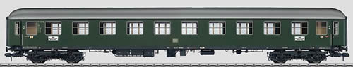 Marklin 58024 - DB type Büm-61 Express Train Passenger Car