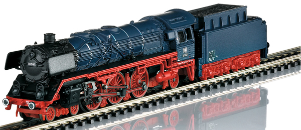 Marklin 88012 - Class 01 DB Steam Locomotive with a Tender