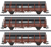46563 Stake Car Set 1 Loaded with Steel Pipes