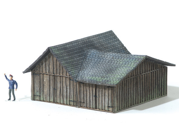 MBZ R10025 - Small Barn