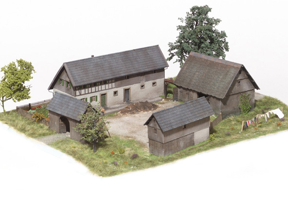 MBZ R10071 - 4 Piece Barn Set