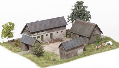 MBZ R14071 - 4 Piece Barn Set