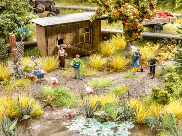Noch 12540 - On the Farm