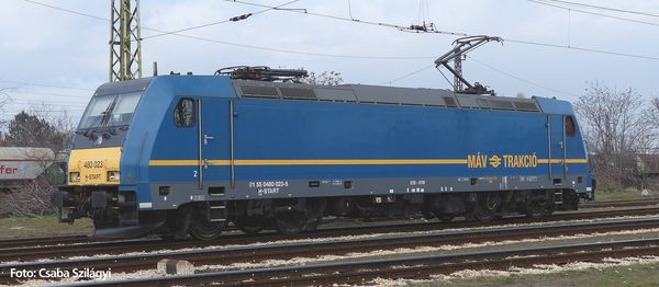 Piko 21622 - Hungarian Electric Locomotive 480 of the MAV