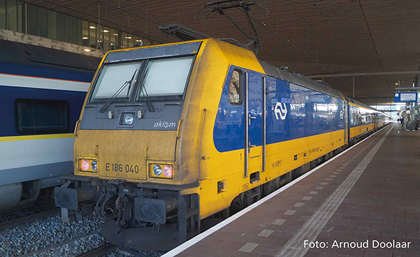 piko 21661 - Dutch Electric Locomotive BR 186 of the NS (w/ Sound)