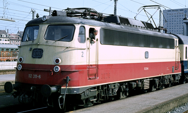 Piko 21718 - German Electric Locomotive BR 112-311 of the DB (Sound)