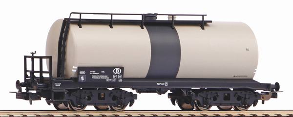 Piko 24540 - Tank car 