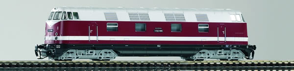 Piko 47284 - German Diesel locomotive V 180 of the DR