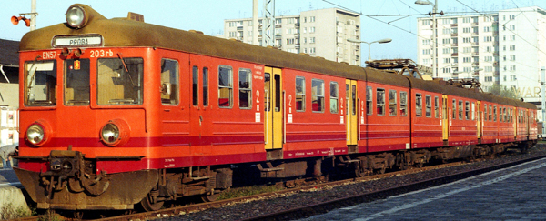 Piko 51463 - Polish EMU EN57 of the PKP (DCC Sound Decoder)