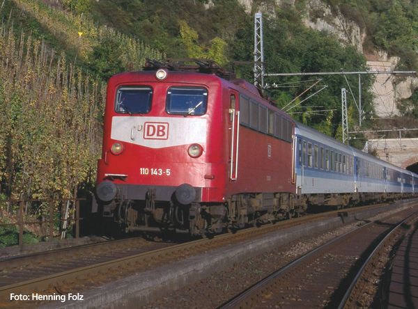 Piko 51922 - German Electric Locomotive BR 110 of the DB AG-bib paint scheme (Sound Decoder)