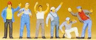 Preiser 10036 - Truck drivers standing 6/