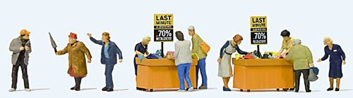 Preiser 10647 - Hunting for sales at the bargain bins
