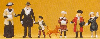 Preiser 12184 - 1900s pass/winter cloths