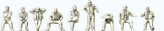 Preiser 16623 - US Army Soldiers in class A uniform from 1942 Unpainted (9 figures)