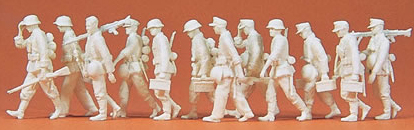 Preiser 72527 - Advancing Grenadiers 12/