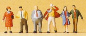 Preiser 79021 - Passengers walking
