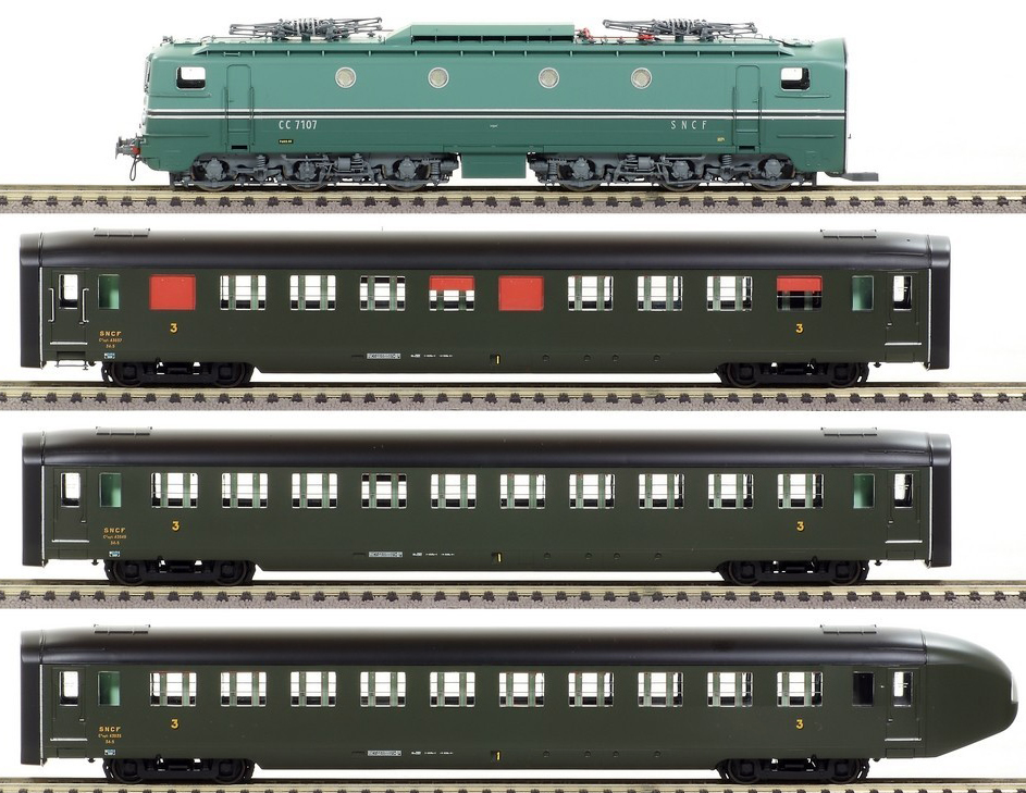正規販売REE-MODELES #NW-060 ＳＮＣＦ（フランス国鉄） ＤＥＶ型ＡＯ客車 Ｂ１０　Ｃ１６０（グリーン／グレー）２輌セット 外国車輌