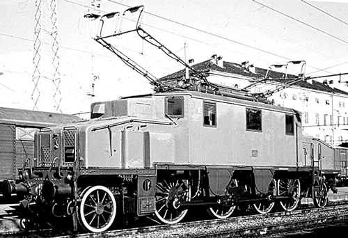 Rivarossi 2245 - Electric Locomotive Trifase E.431, in Grigio Pietra photographic livery FS