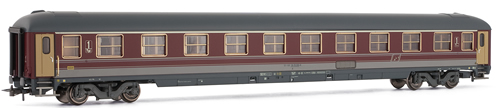 Rivarossi 4119 -  Coach type UIC X 1982, 1st class in “Grigio - Rosso Fegato” livery   FS