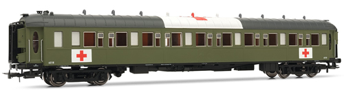 Rivarossi 4163 - German Ambulance Coach of the DR