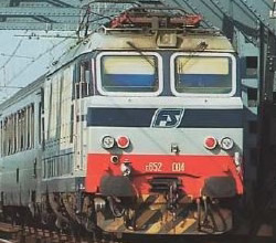Rivarossi HR2699S - Italian Electric locomotive class E.652 004 of the FS (DCC Sound Decoder)