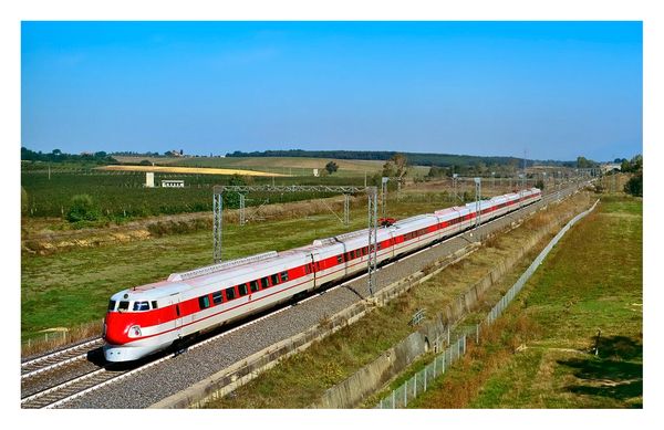Rivarossi HR9015S - 4pc Electric High-speed train set ETR 450 Giotto Milano-Roma of the FS (DCC Sound Decoder)