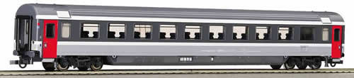 Roco 44770 - Long-distance passenger train 2nd class car