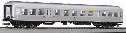 Roco 45489 - 1/2 class local traffic passenger car Silberling