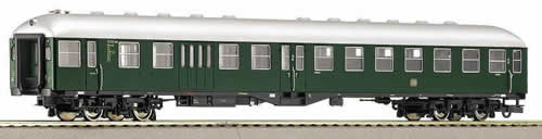 Roco 45794 - 2nd Class Car w/ Center Door