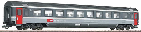 Roco 45836 - Long-distance passenger train 2nd class car